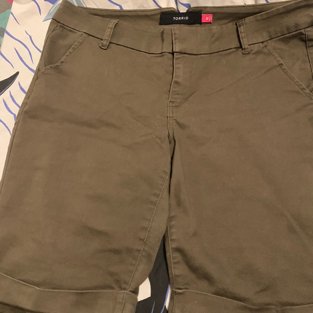 Torrid Shorts Size 16